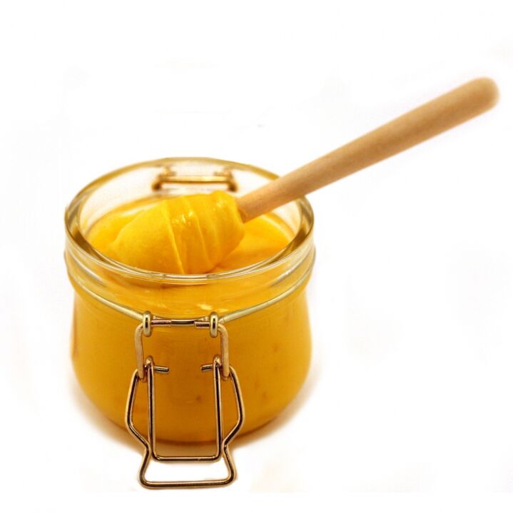 Bee honey for a compress for back pain in the lumbar region